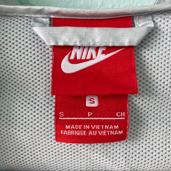 Gray and White Nike Windbreaker Zip Up Jacket - Picture 4 of 7